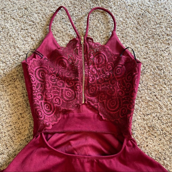 SOLD NWT Maroon Lace Back Flare Dress Small - Picture 8 of 15